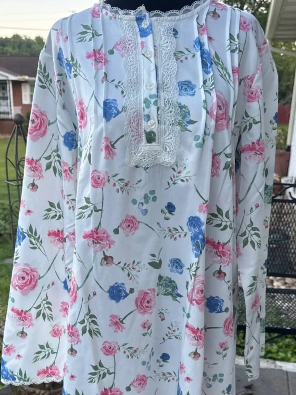 Vintage Floral Nightgown Lace Trim Long Sleeve The Tog Shop Womens M